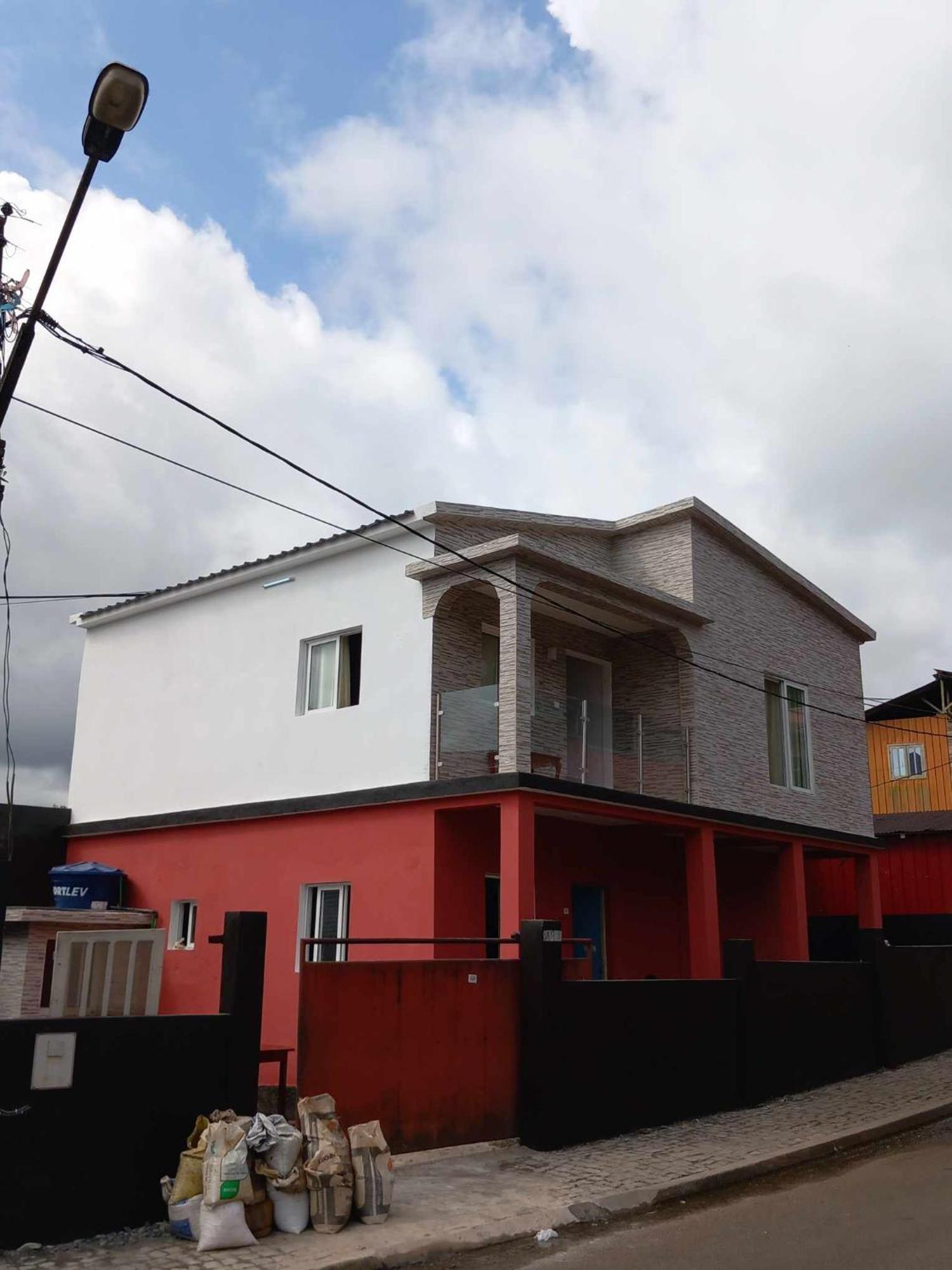 Mionga Hotel Santa Cruz Buitenkant foto